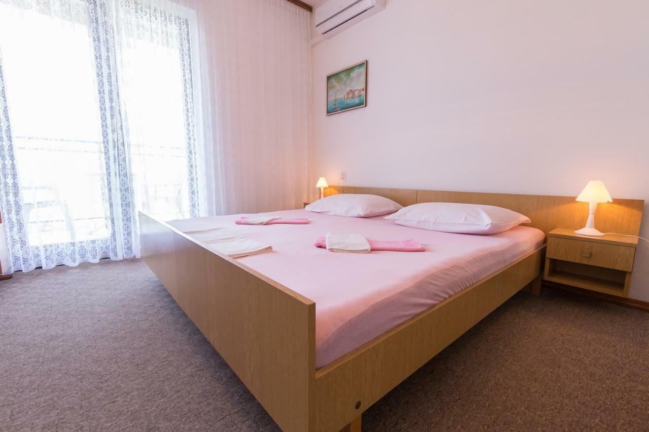 סנג' Rooms Nada מראה חיצוני תמונה